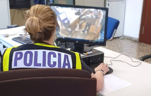 Noticia de Almera 24h: La Polica Nacional detiene a ocho pedfilos que distribuan y posean material de explotacin sexual infantil