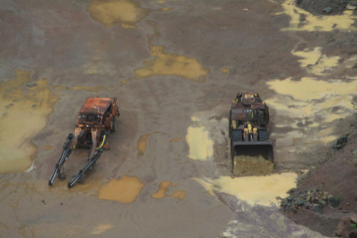 Algunos de los proyectos mineros aprobados en Espaa seran ilegales segn la legislacin de pases como Brasil, Chile, China, Ecuador o Per