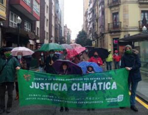 Asturies se tie de verde contra la contaminacin industrial y por una transicin ecolgica justa