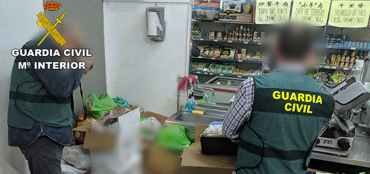La Guardia Civil interviene casi 1 tonelada de productos alimenticios no aptos para su consumo