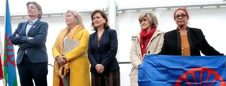 Noticia de Almera 24h: Carmen Calvo destaca la aportacin de la cultura del pueblo gitano para construir 