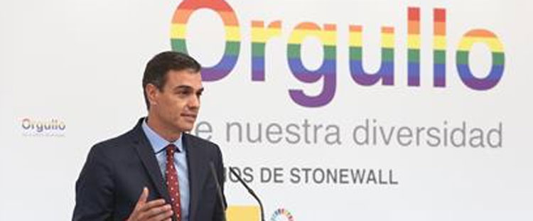 Pedro Snchez asegura que el Gobierno no permitir ni un paso atrs en la lucha contra la discriminacin sexual